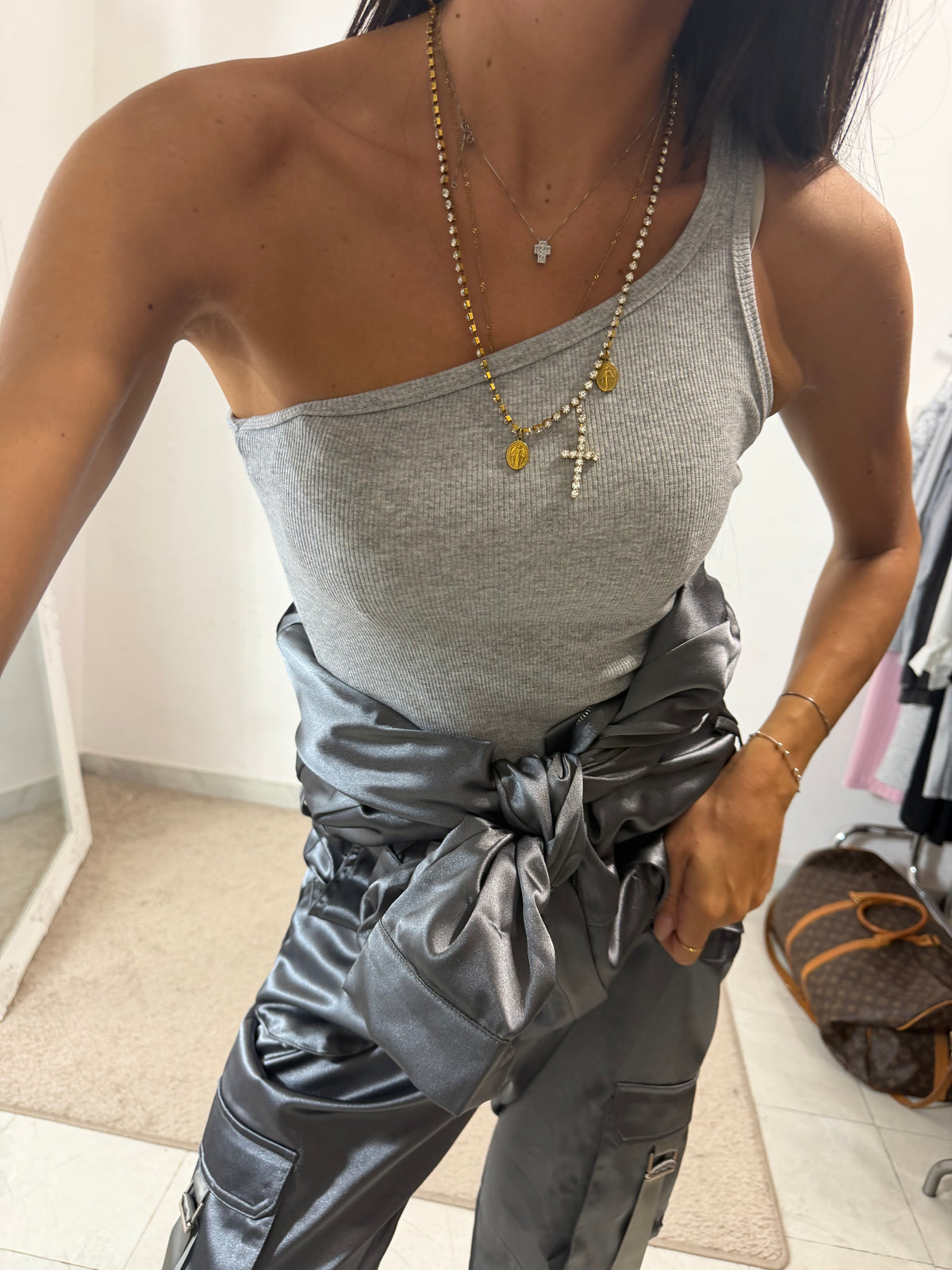 5 BOX LOOK Outfit + Accessori